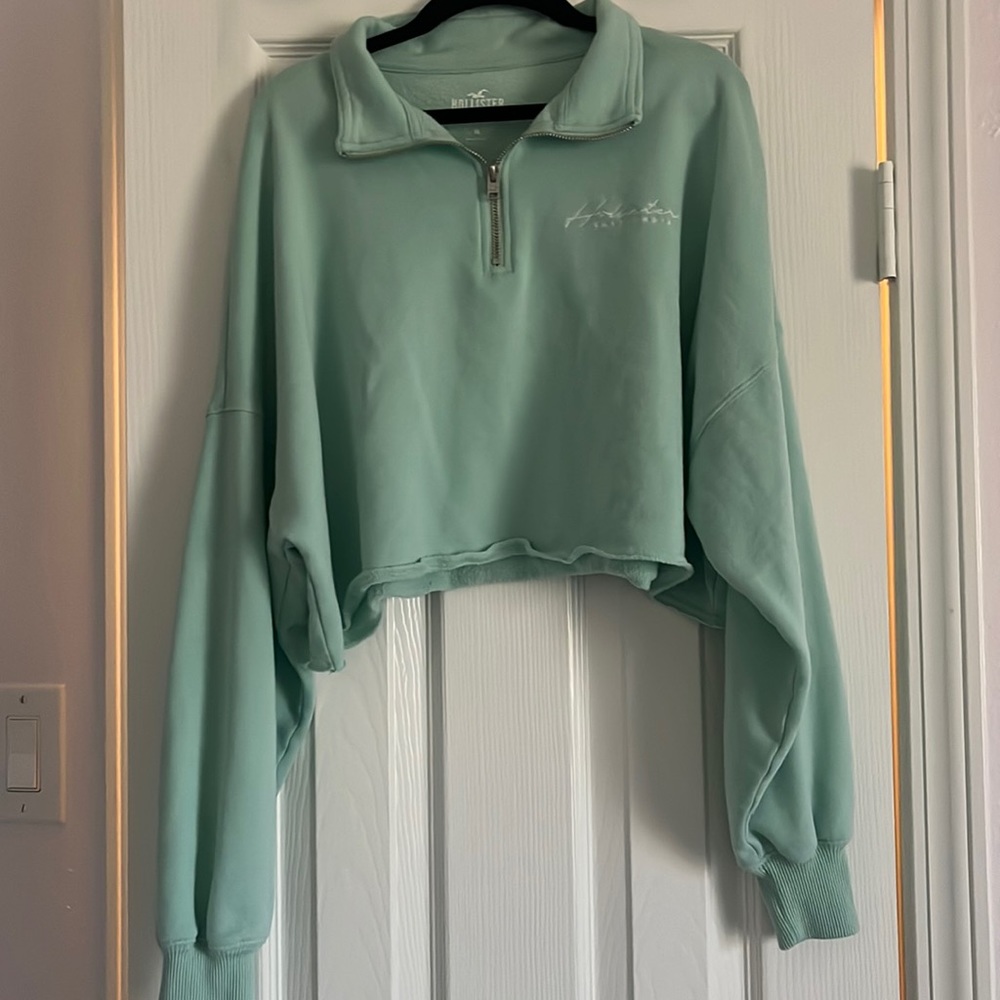 Hollister Quarter Zip Long Sleeve